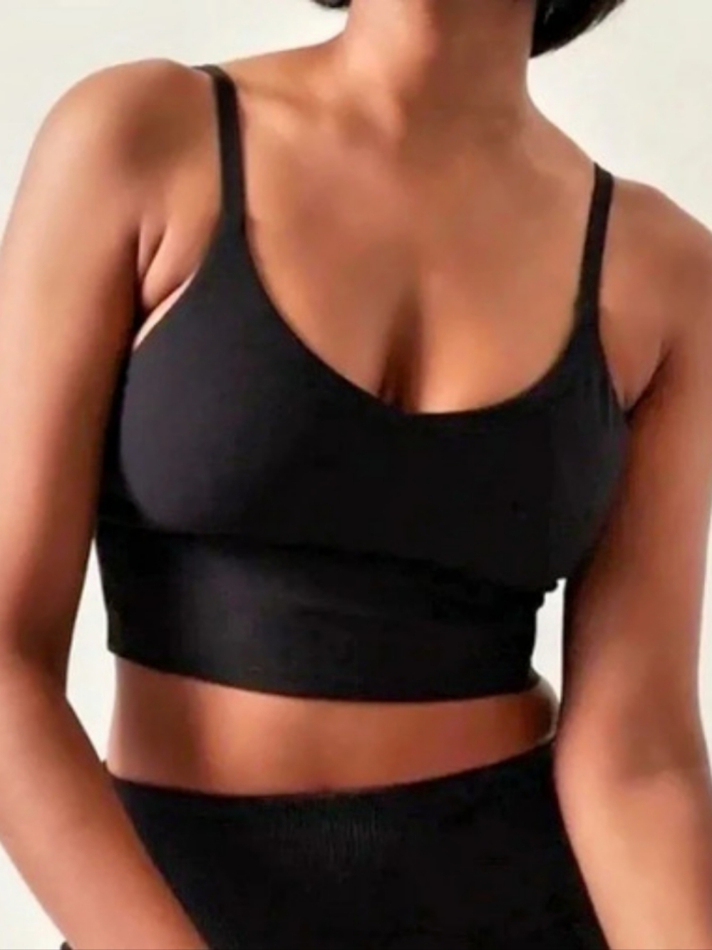 NWT Athleta Elation V-Neck Crop D-DD Black Size Medium Longline Bra Top